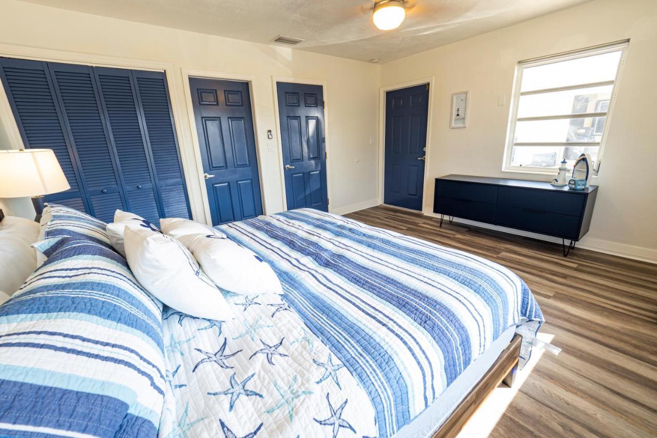 Newly Renovated 3Br2Ba Duplex With Private Dock Villa Key Colony Beach Exteriör bild