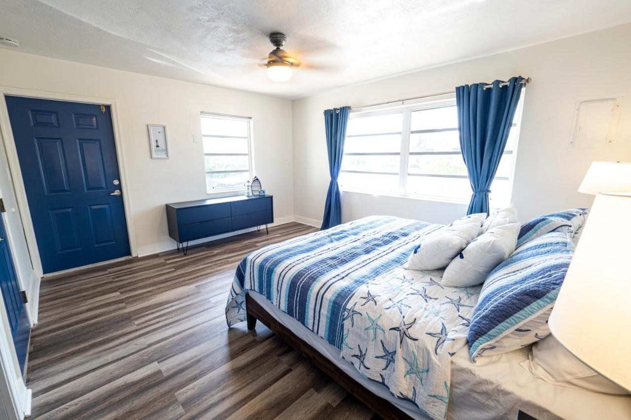 Newly Renovated 3Br2Ba Duplex With Private Dock Villa Key Colony Beach Exteriör bild